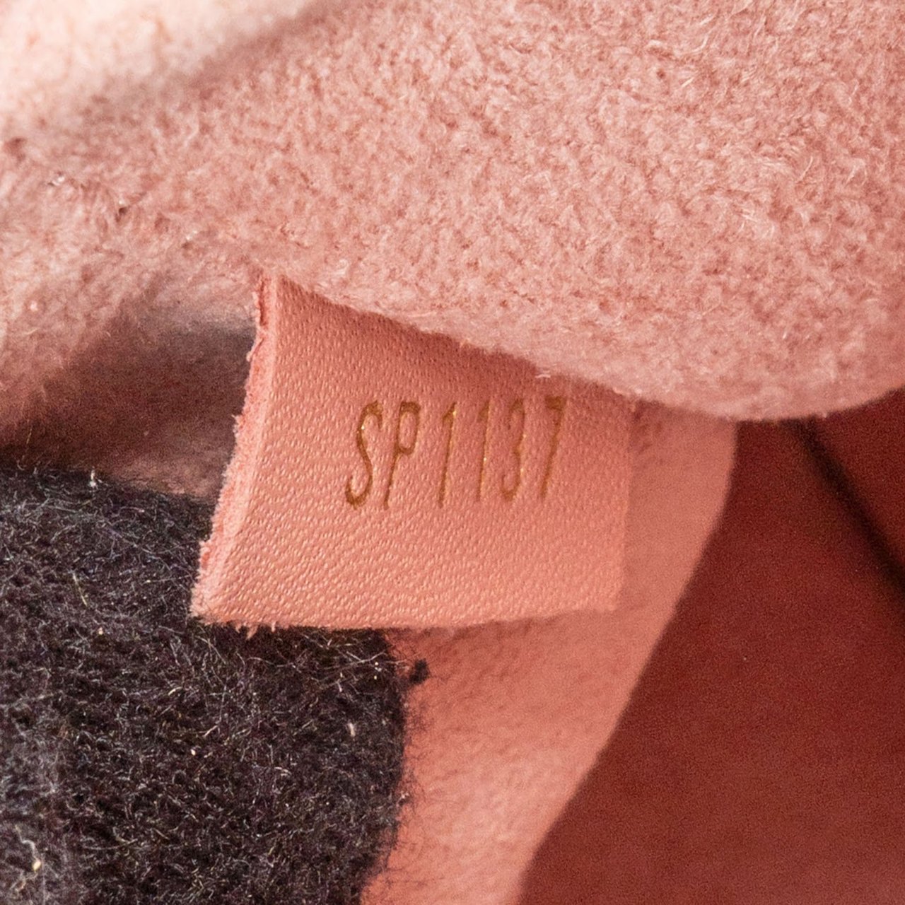 Louis Vuitton Louis Vuitton Monogram Canvas NéoNoé MM Crossbody Bag Bruin