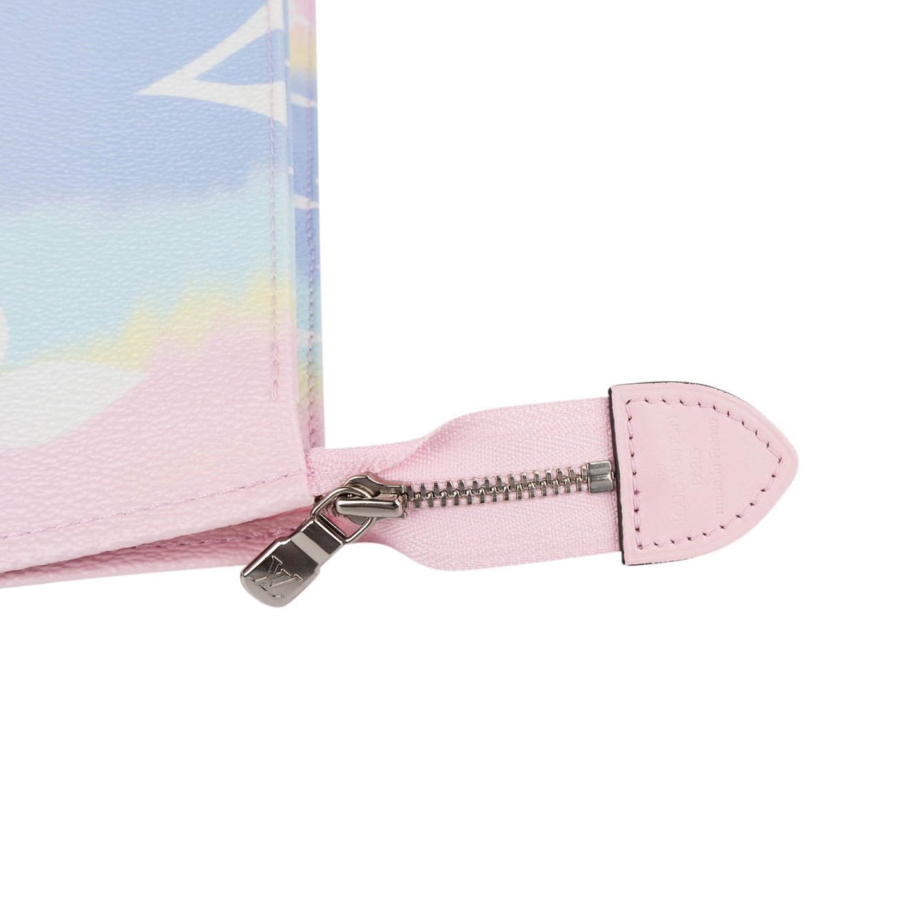 Louis Vuitton Monogram Giant Escale Rainbow Toiletry Bag 26 Clutch Divers