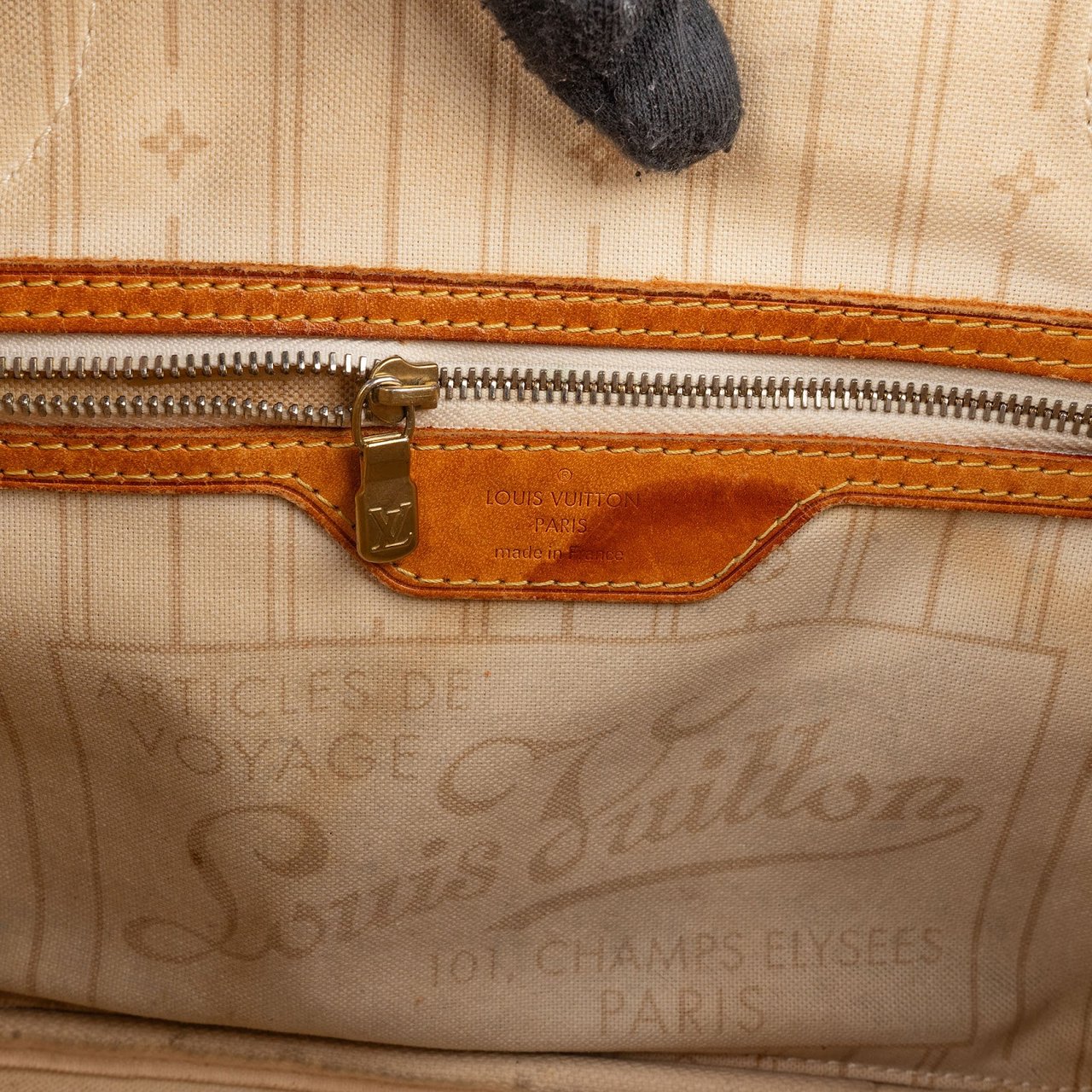 Louis Vuitton Louis Vuitton Monogram Damier Azur Canvas Neverfull PM Handbag Wit