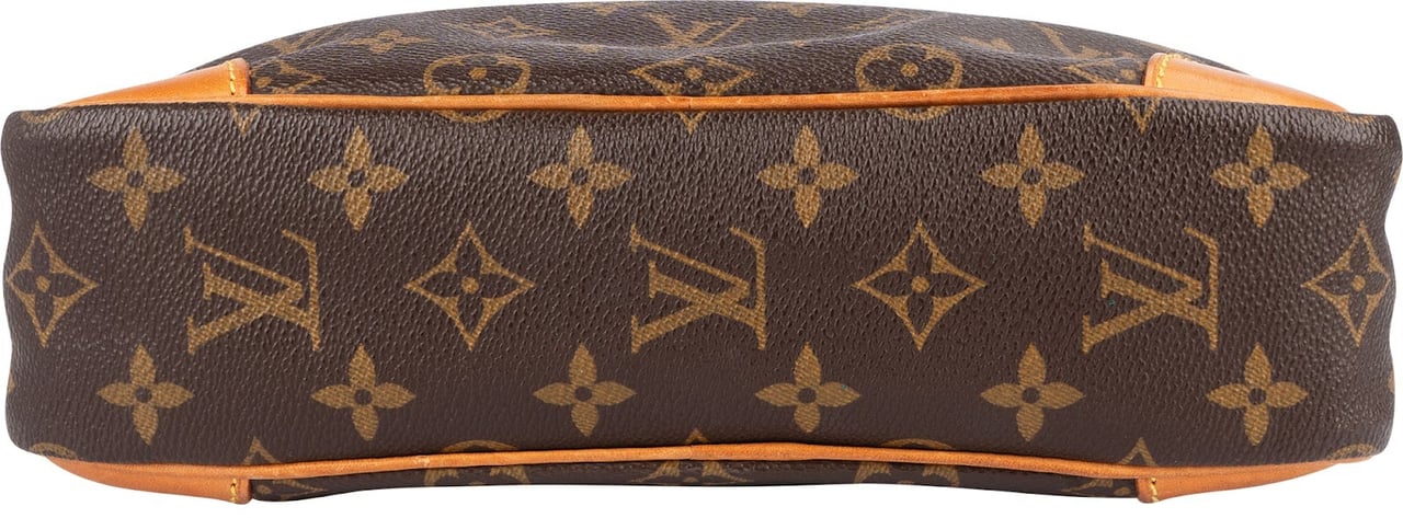 Louis Vuitton Louis Vuitton Monogram Canvas Trocadero 27 Crossbody Bag Bruin