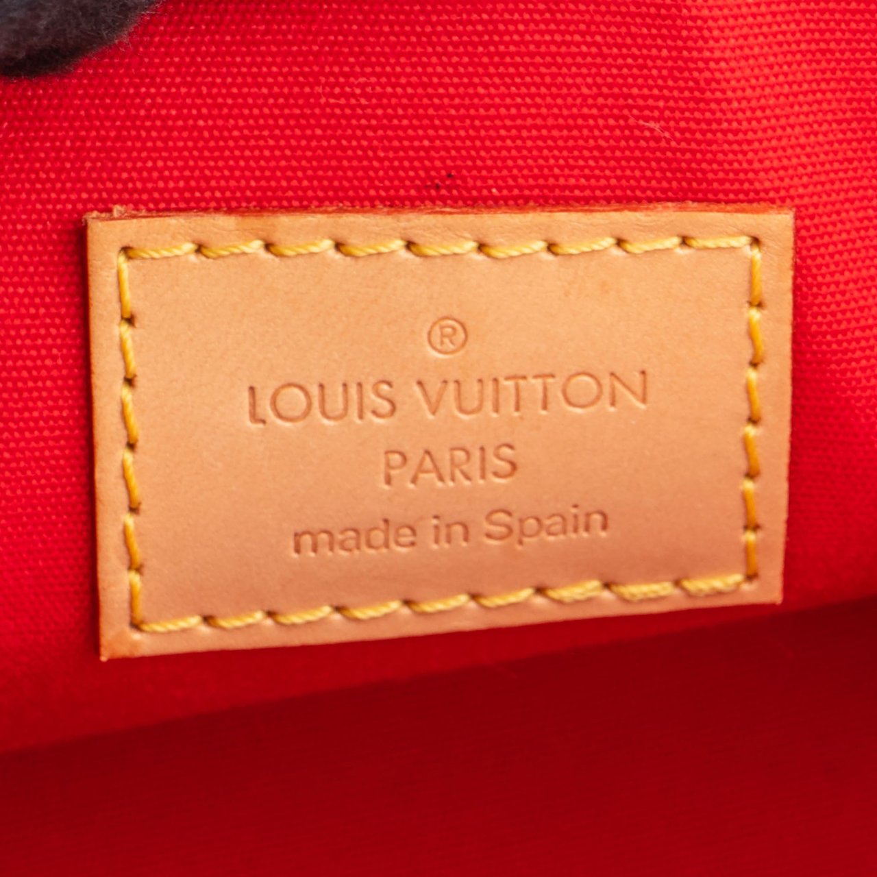 Louis Vuitton Louis Vuitton Rouge Vernis Monogram Mallory Shoulder Bag Rood
