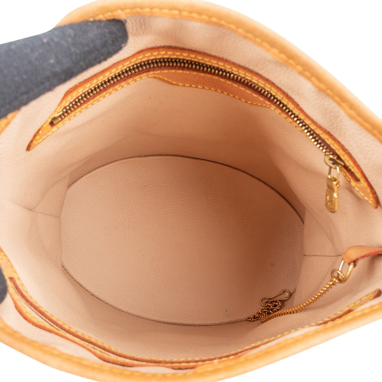 Louis Vuitton Louis Vuitton Monogram Canvas Bucket PM Shoulder Bag Bruin
