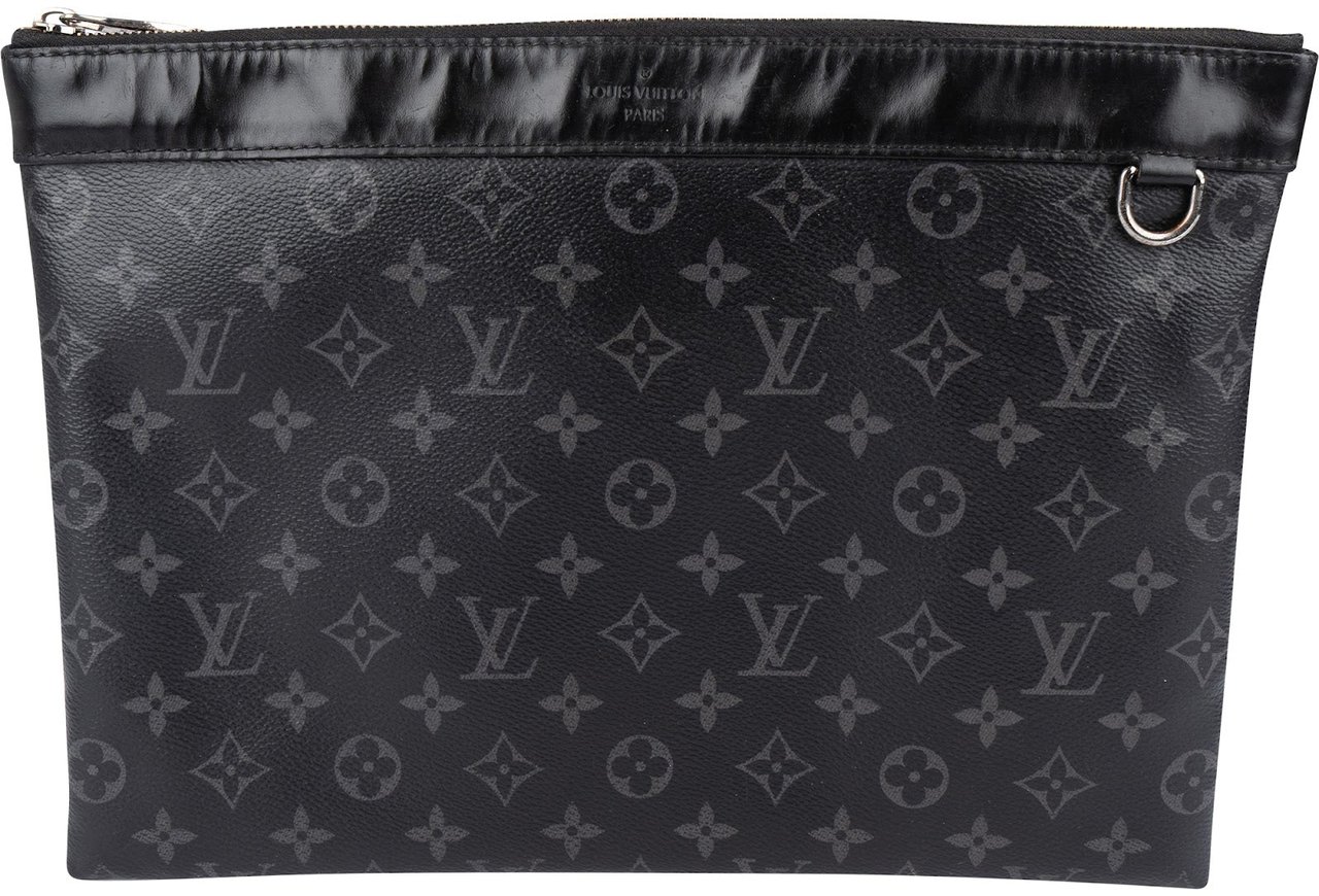 Louis Vuitton Louis Vuitton Canvas Monogram Eclipse Pochette Voyage MM Clutch Zwart
