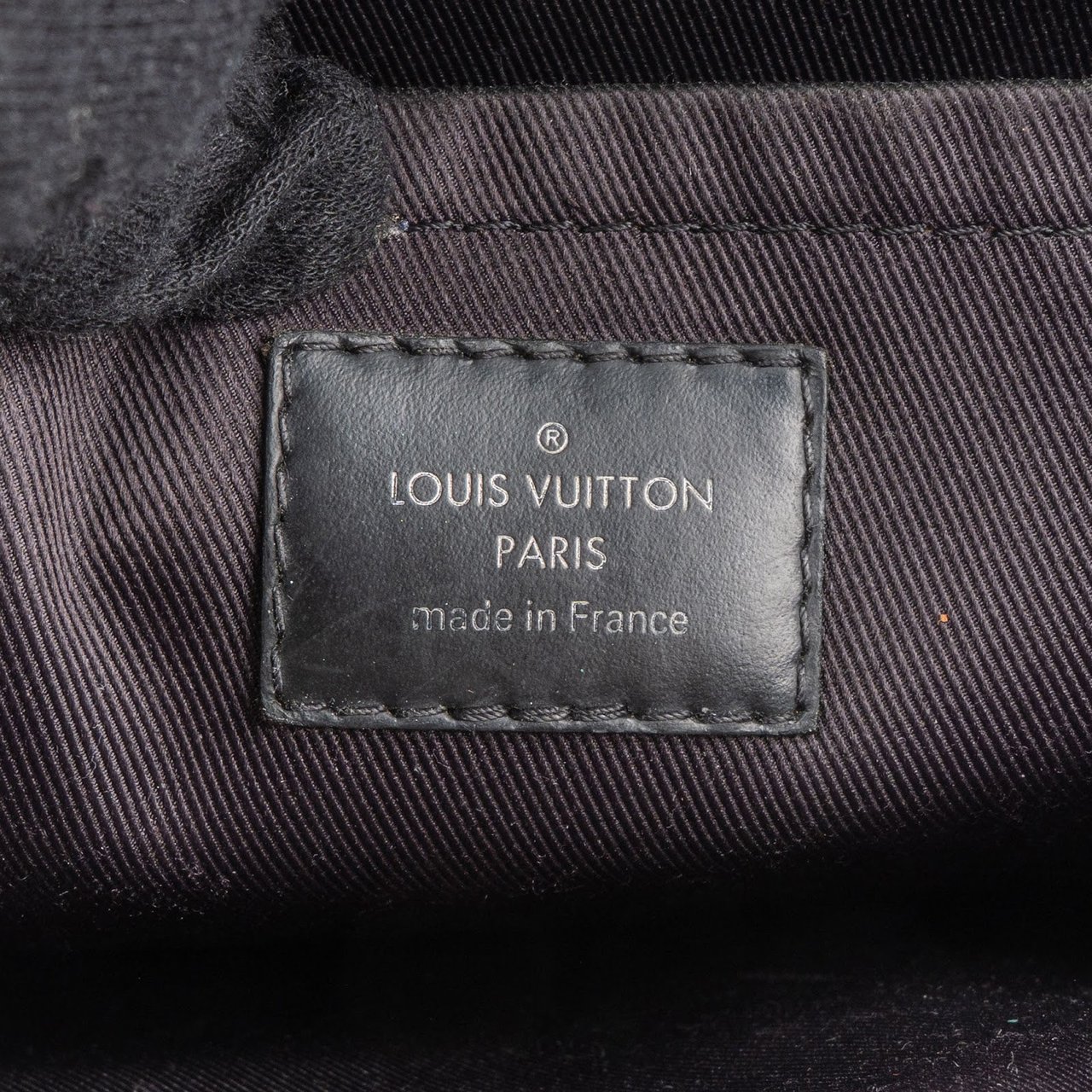 Louis Vuitton Louis Vuitton Canvas Monogram Eclipse Pochette Voyage MM Clutch Zwart