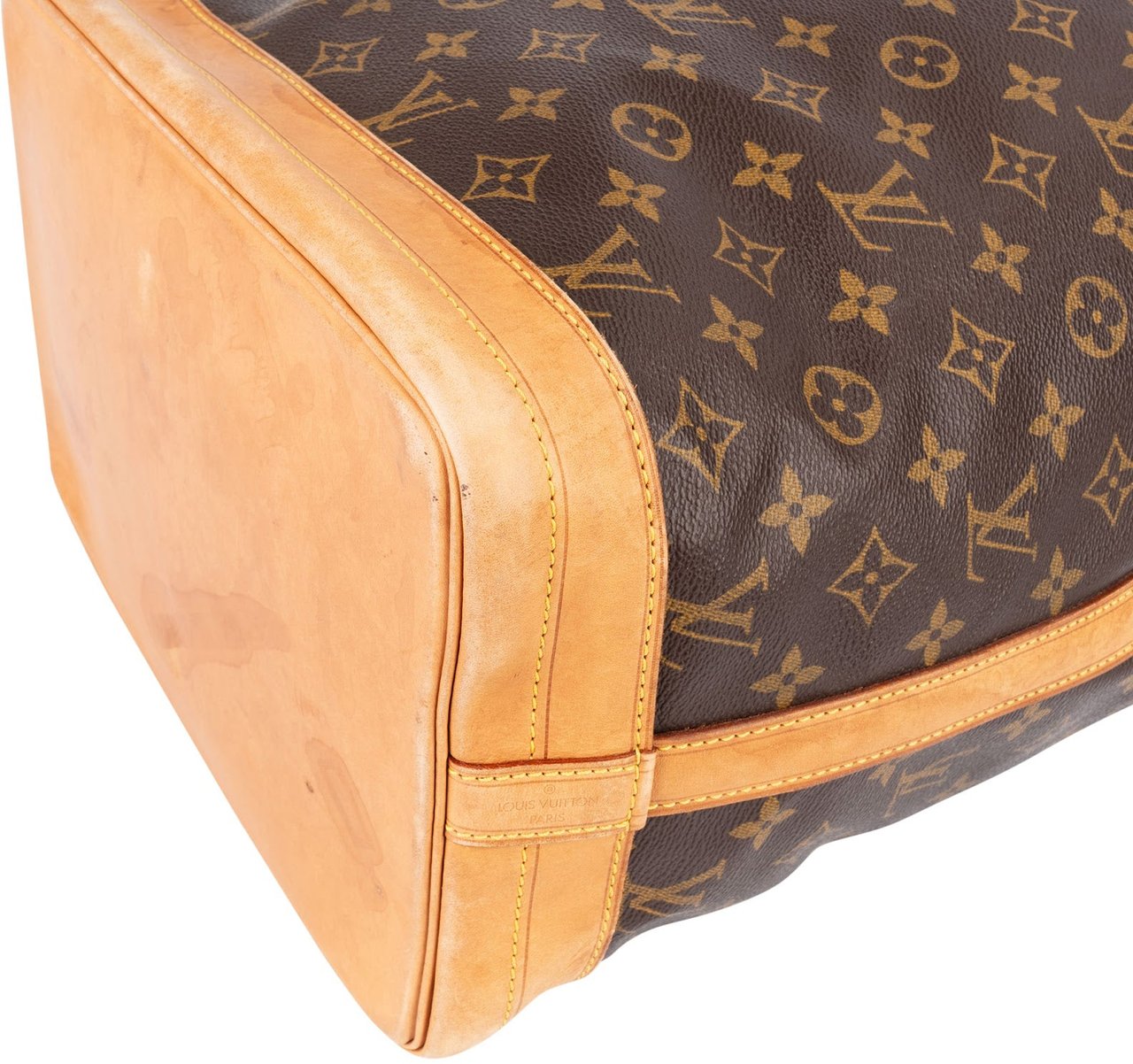 Louis Vuitton Monogram Canvas Sac Noé Grande Shoulder Bag Bruin