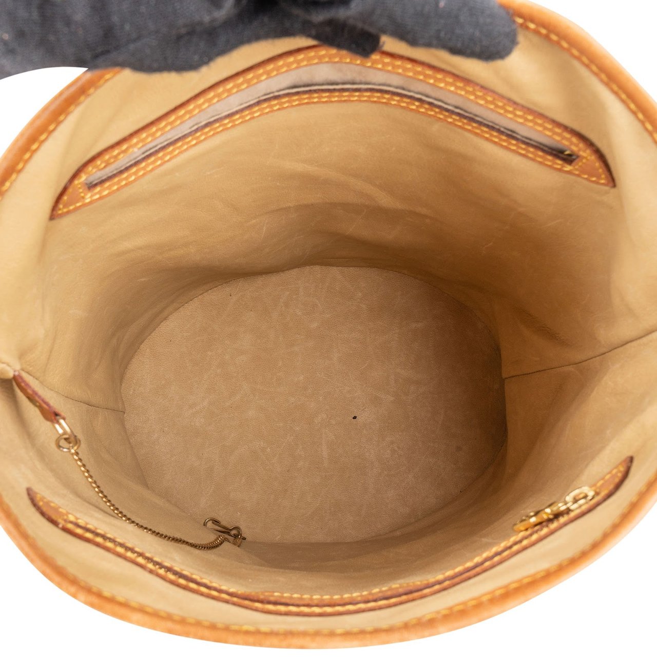Louis Vuitton Monogram Canvas Bucket GM Shoulder Bag Bruin