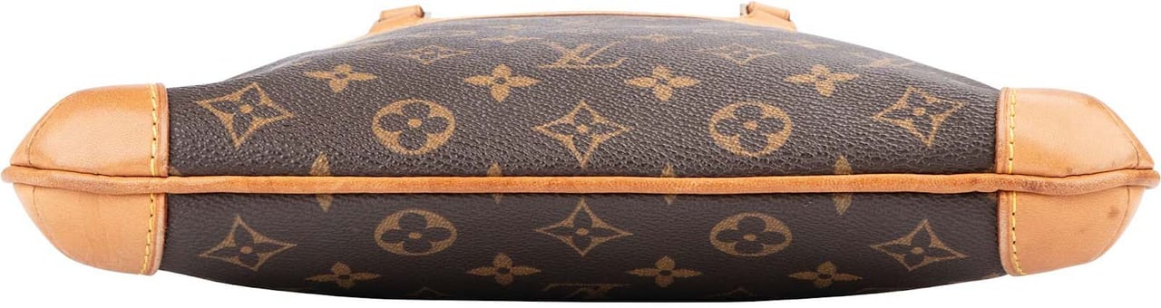 Louis Vuitton Monogram Canvas Coussin GM Shoulder Bag Bruin