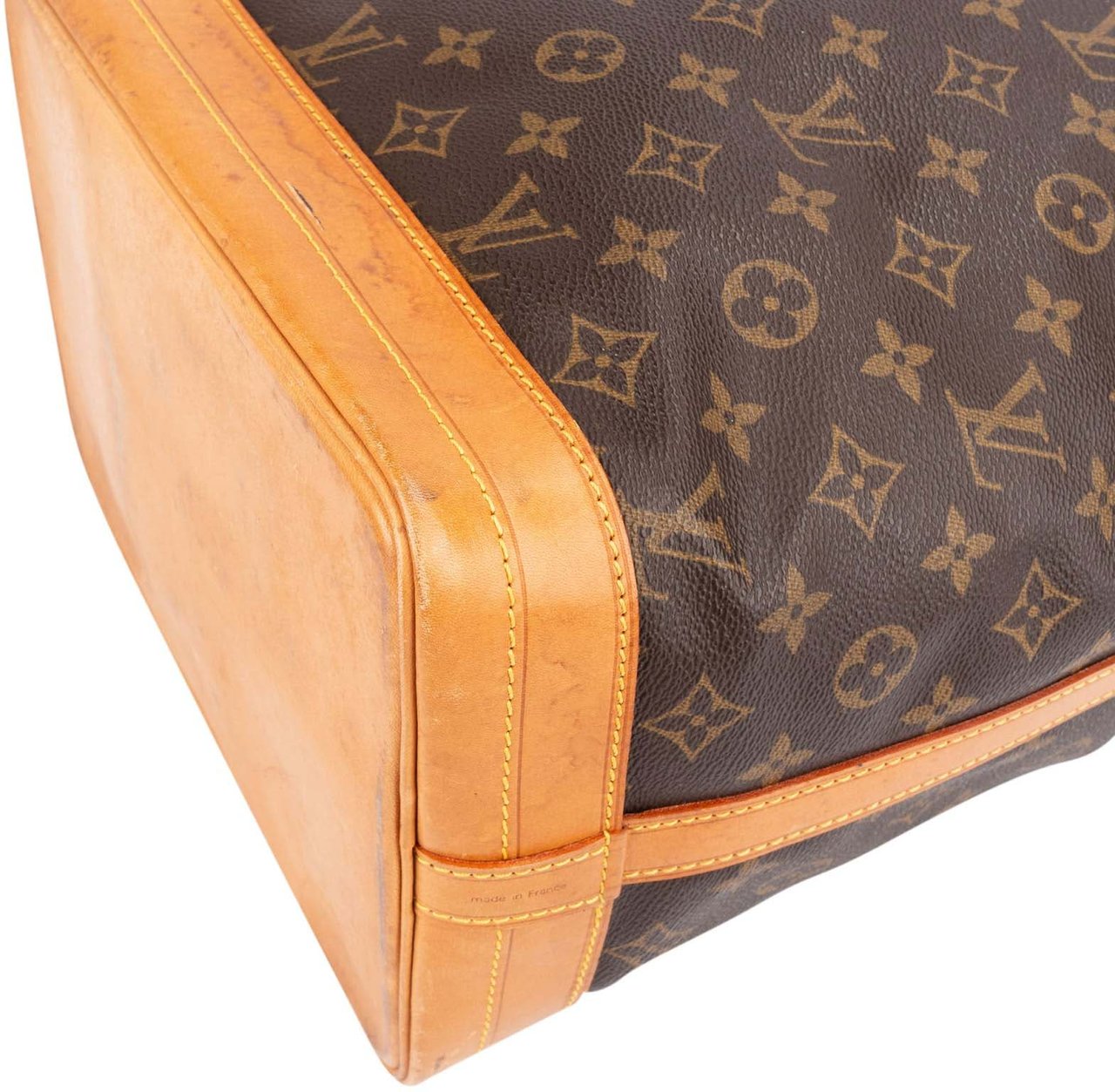 Louis Vuitton Louis Vuitton Monogram Canvas Sac Noé Grande Shoulder Bag Bruin