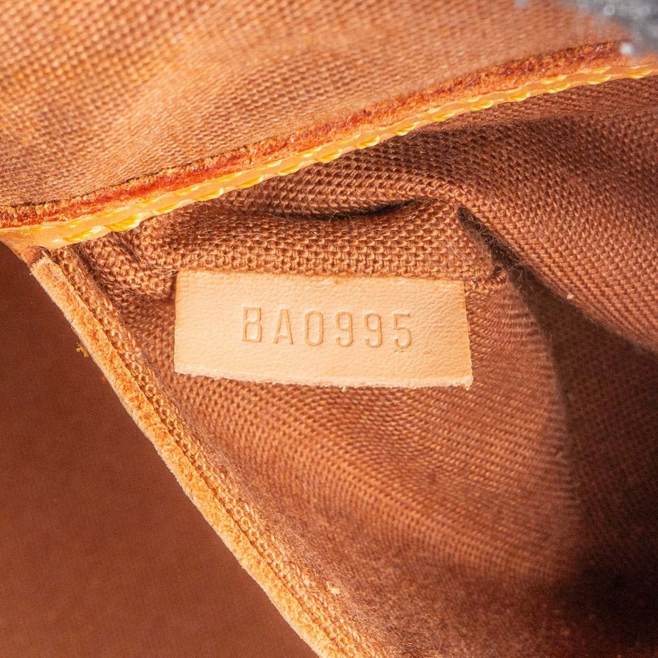 Louis Vuitton Louis Vuitton Monogram Canvas Alma PM Handbag Bruin