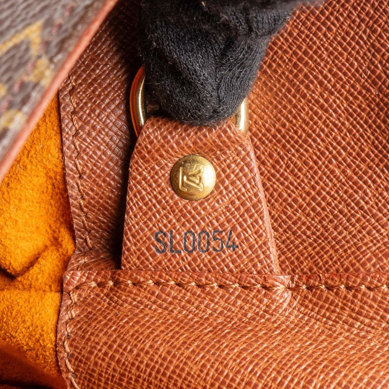 Louis Vuitton Monogram Canvas Salsa Musette GM Crossbody Bag Bruin