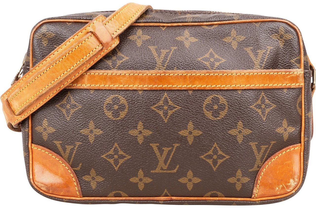 Louis Vuitton Louis Vuitton Monogram Canvas Trocadero 23 Crossbody Bag Bruin