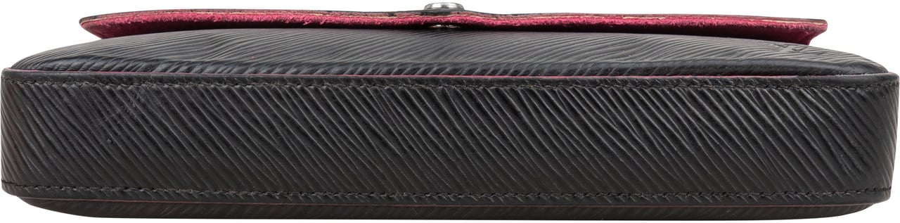 Louis Vuitton Louis Vuitton Noir Epi Leather Pochette Felicie Crossbody Bag Zwart