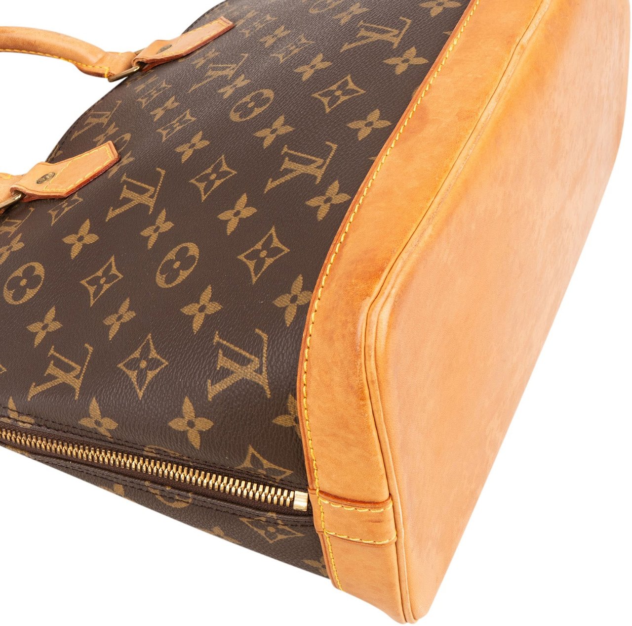 Louis Vuitton Louis Vuitton Monogram Canvas Alma PM Handbag Bruin