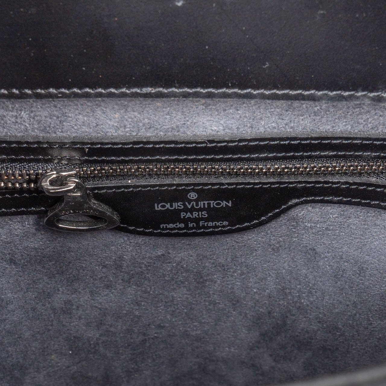 Louis Vuitton Louis Vuitton Noir Epi Leather Verseau Hobo Shoulder Bag Zwart