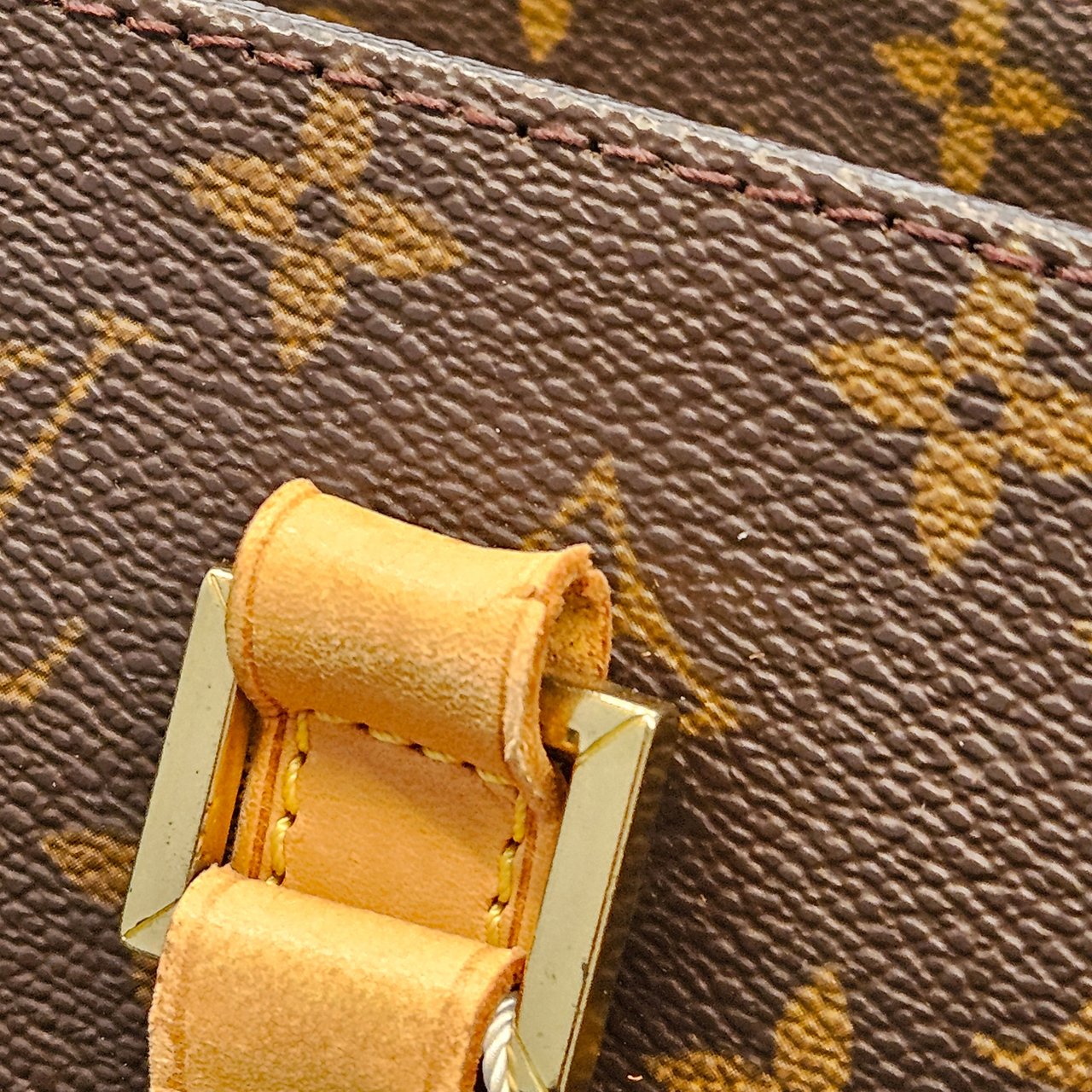 Louis Vuitton Louis Vuitton Monogram Canvas Luco Shoulder Bag Bruin