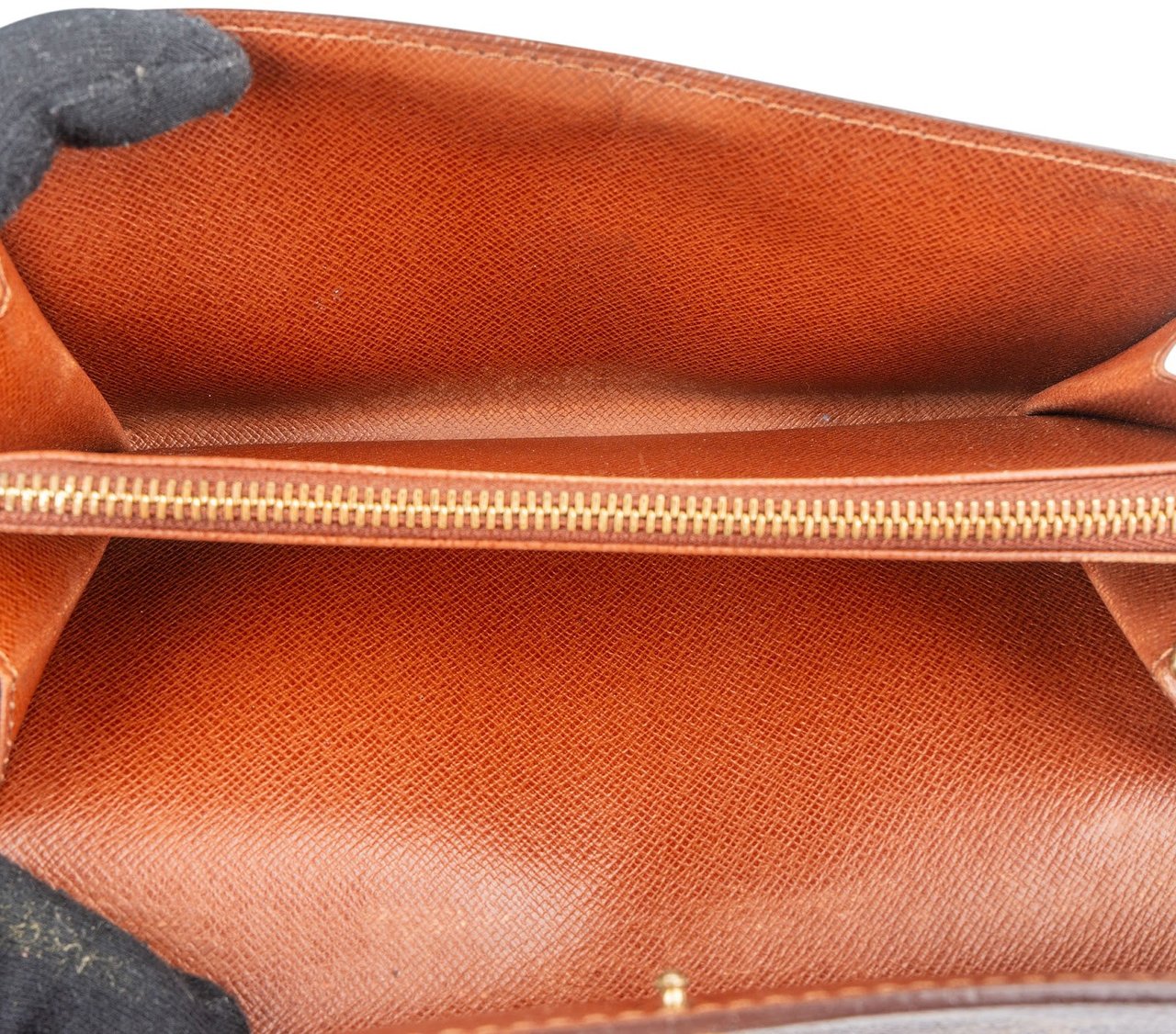 Louis Vuitton Monogram Canvas Sarah Wallet Bruin