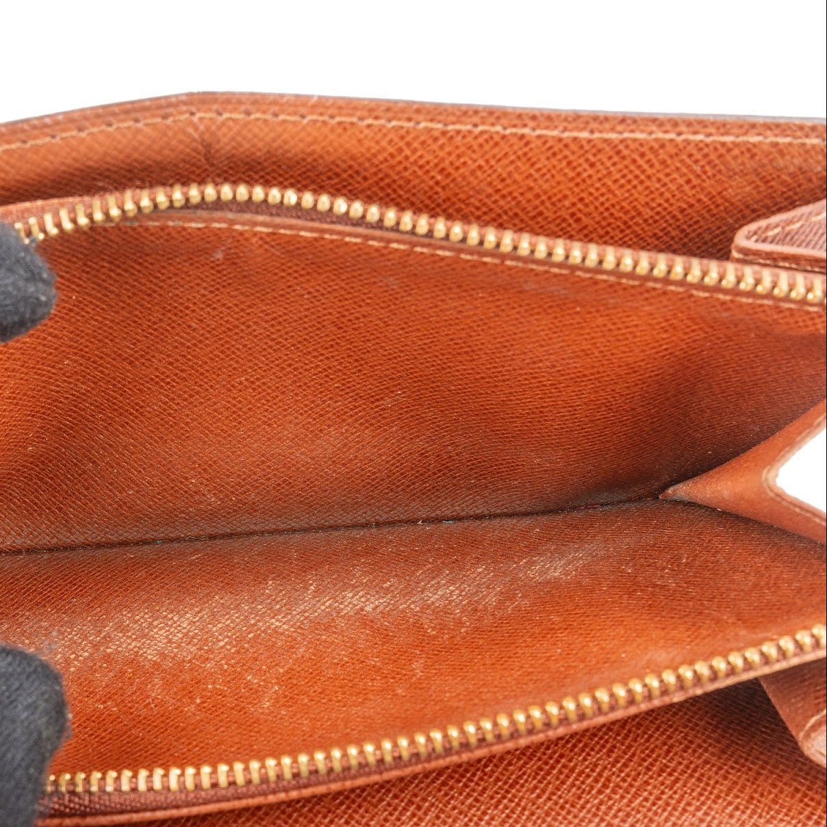 Louis Vuitton Monogram Canvas Sarah Wallet Bruin