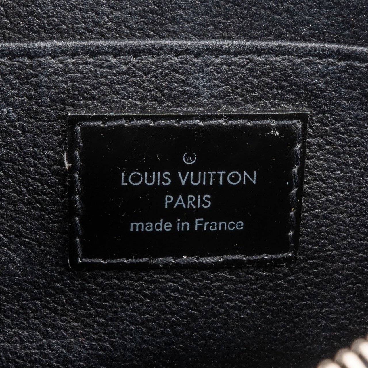Louis Vuitton Louis Vuitton Noir Electric Epi Leather Cosmetic Pouch PM Zwart