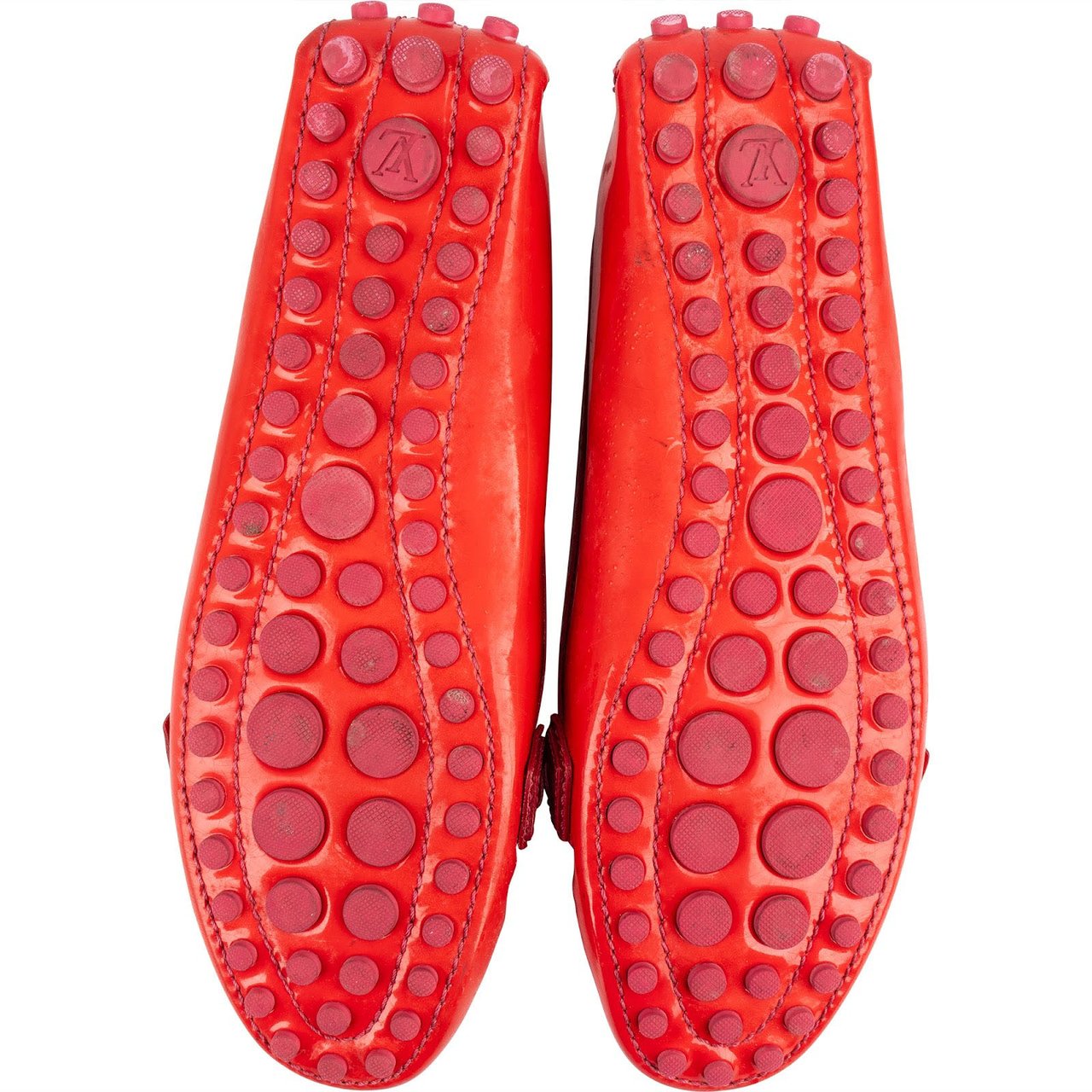 Louis Vuitton Red Vernis Leather Oxford Loafers (37,5) Rood