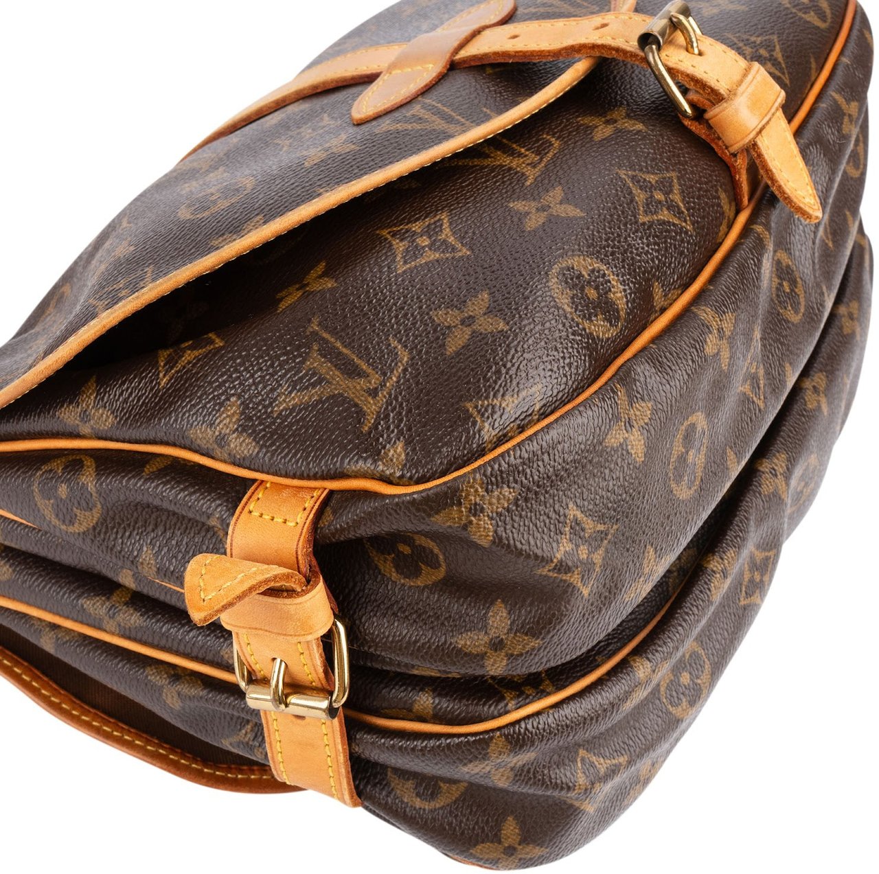 Louis Vuitton Louis Vuitton Monogram Canvas Saumur 30 Crossbody Bag Bruin