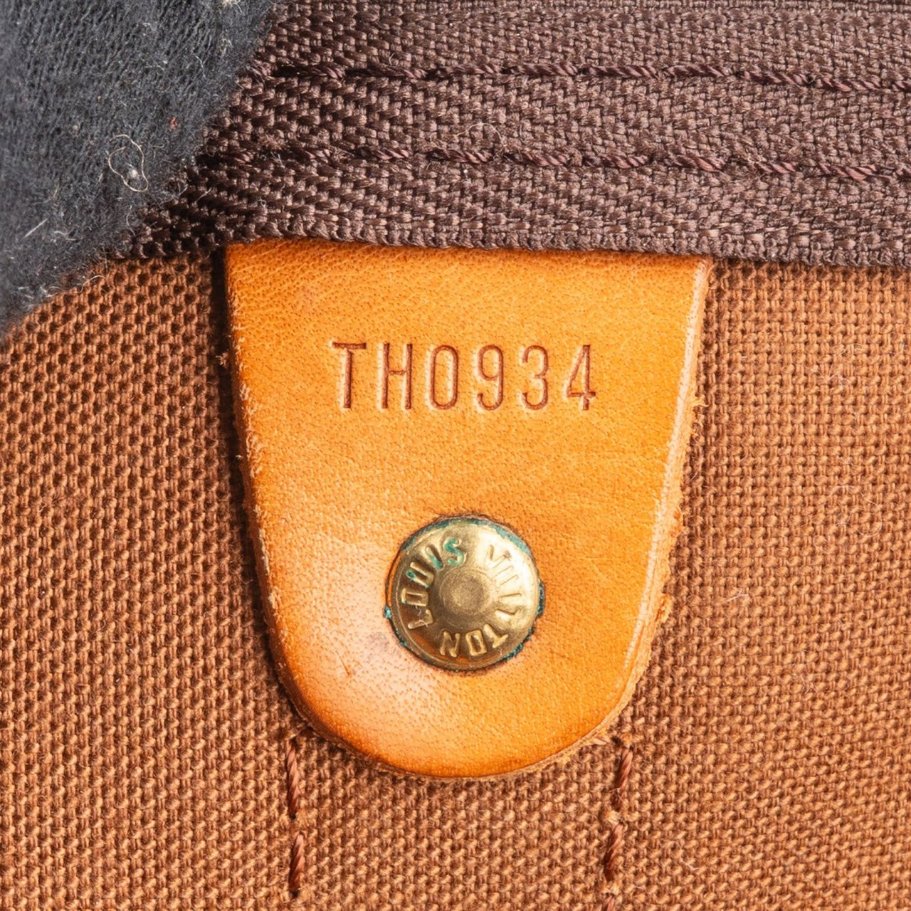 Louis Vuitton Monogram Canvas Keepall 50 Bandoulière Travel Bag Bruin
