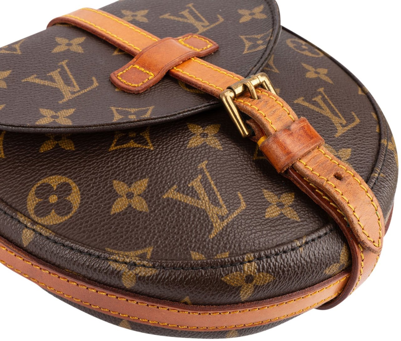 Louis Vuitton Louis Vuitton Monogram Canvas Chantilly PM Crossbody Bag Bruin