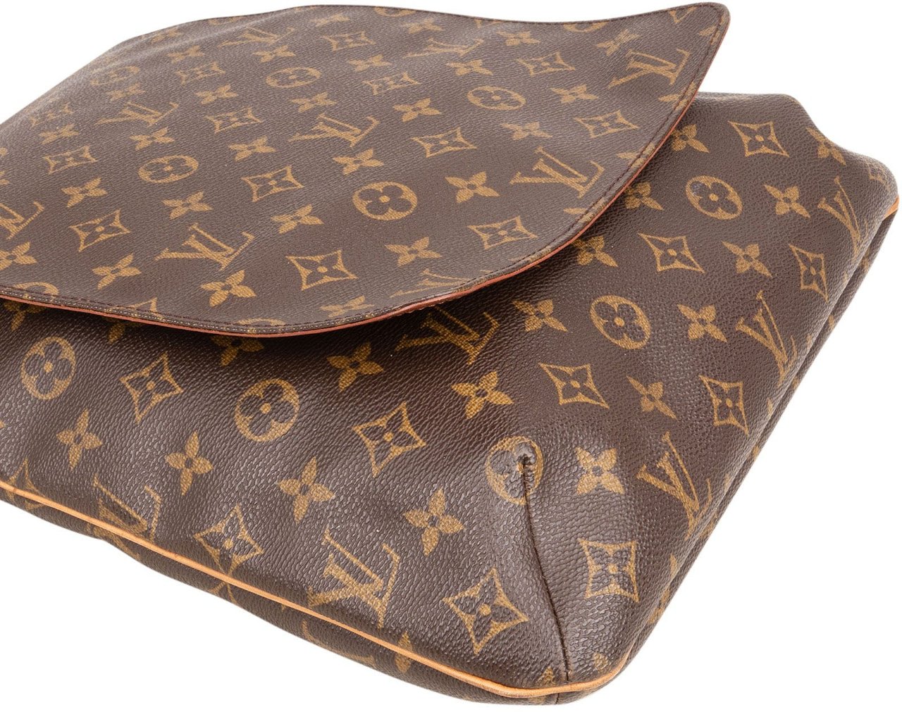 Louis Vuitton Louis Vuitton Monogram Canvas Salsa Musette GM Crossbody Bag Bruin