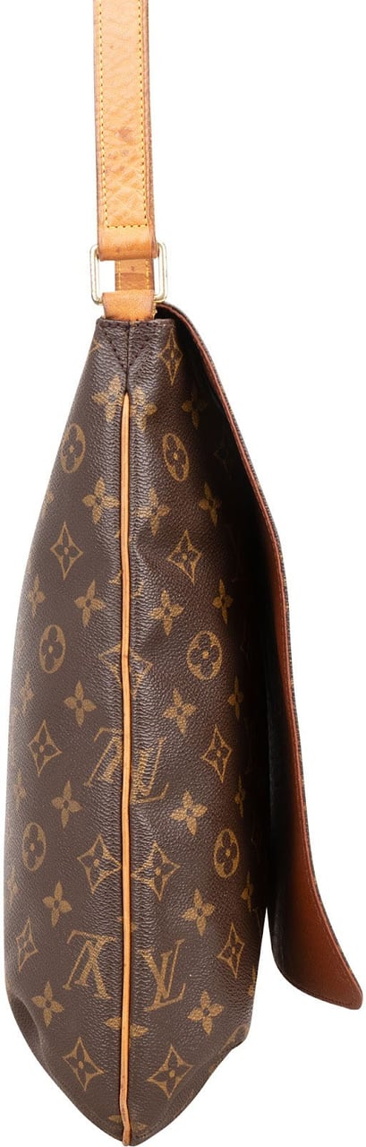 Louis Vuitton Louis Vuitton Monogram Canvas Salsa Musette GM Crossbody Bag Bruin