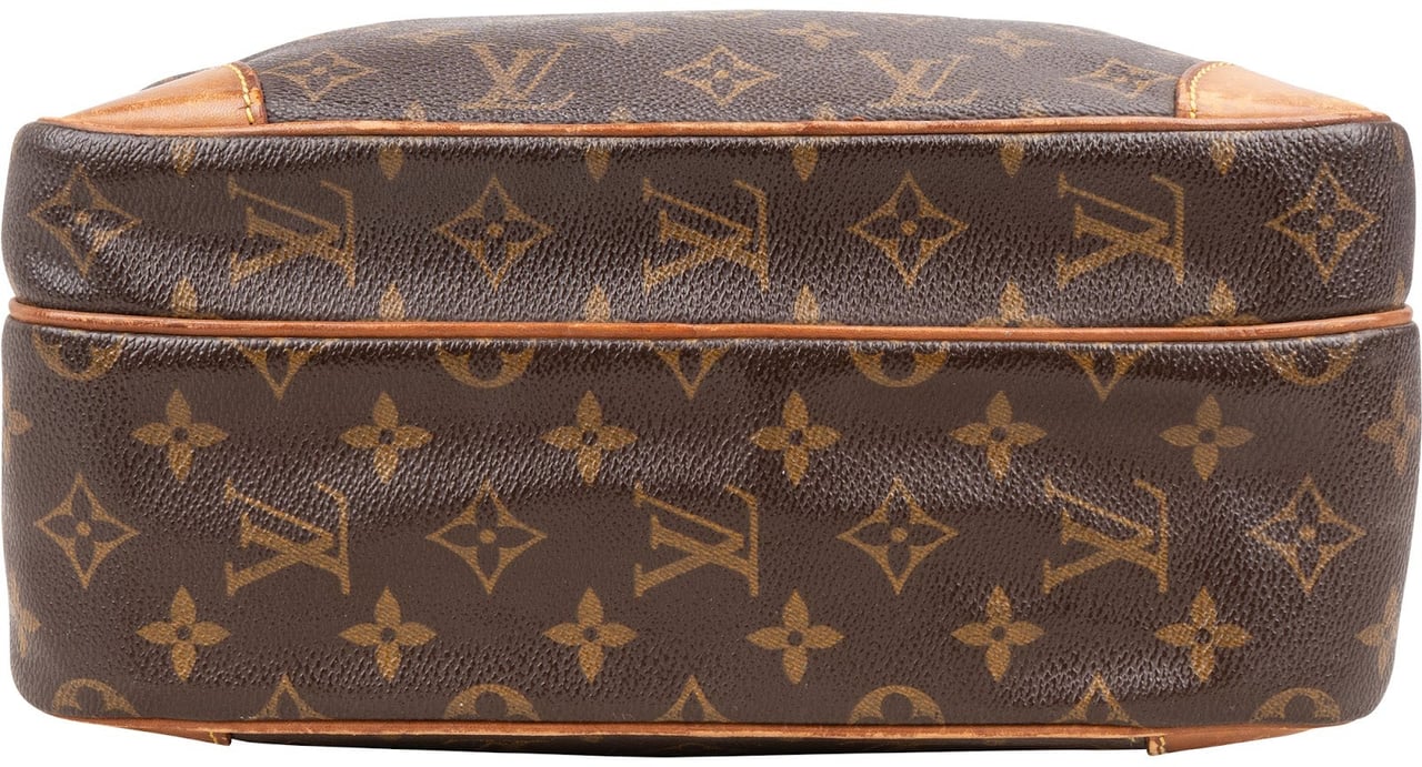 Louis Vuitton Louis Vuitton Monogram Canvas Nile Crossbody Bag Bruin
