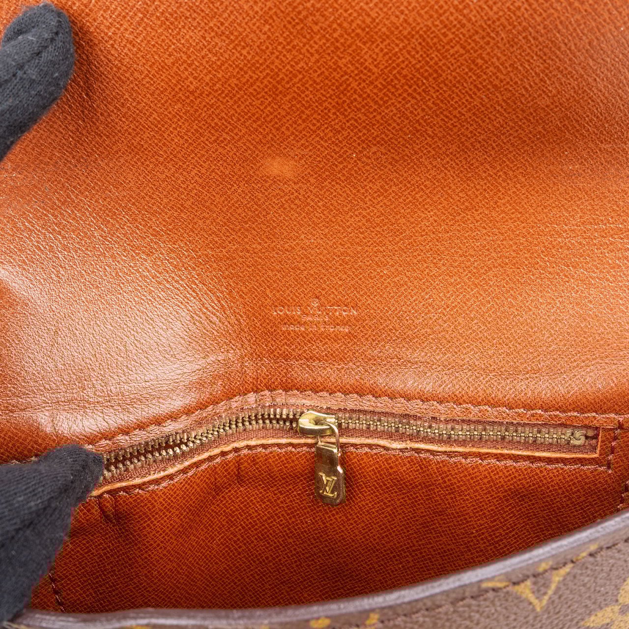 Louis Vuitton Louis Vuitton Monogram Canvas Chantilly PM Crossbody Bag Bruin