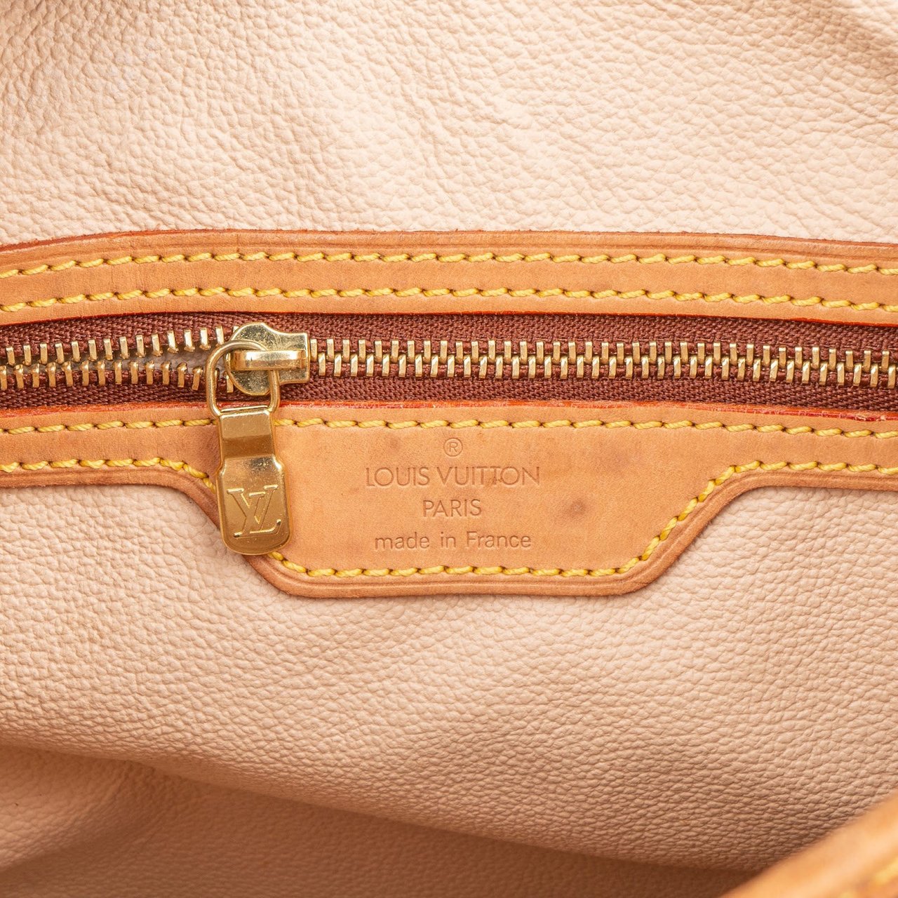 Louis Vuitton Louis Vuitton Monogram Canvas Petit Bucket PM Shoulder Bag Bruin