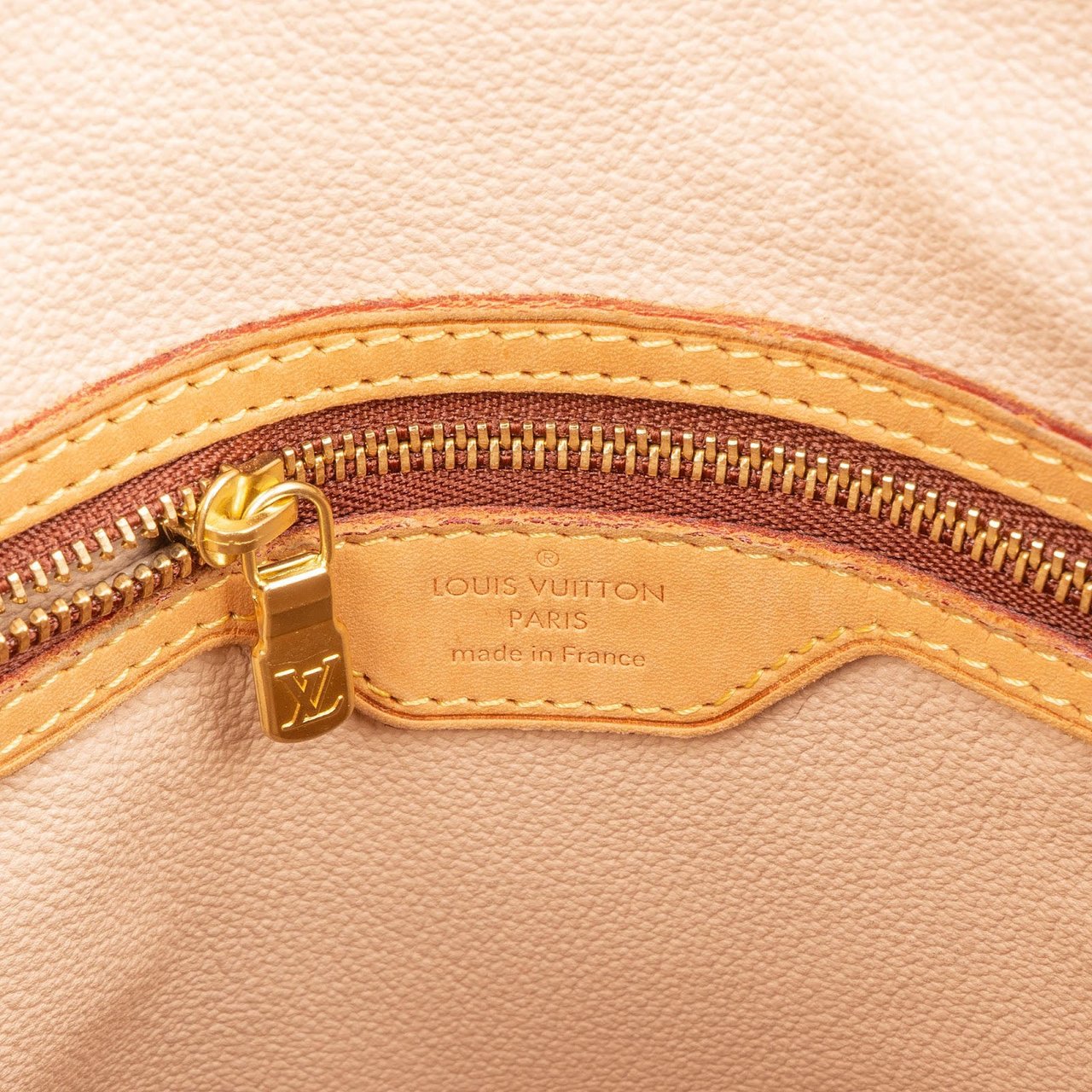 Louis Vuitton Louis Vuitton Monogram Canvas Bucket PM Shoulder Bag Bruin