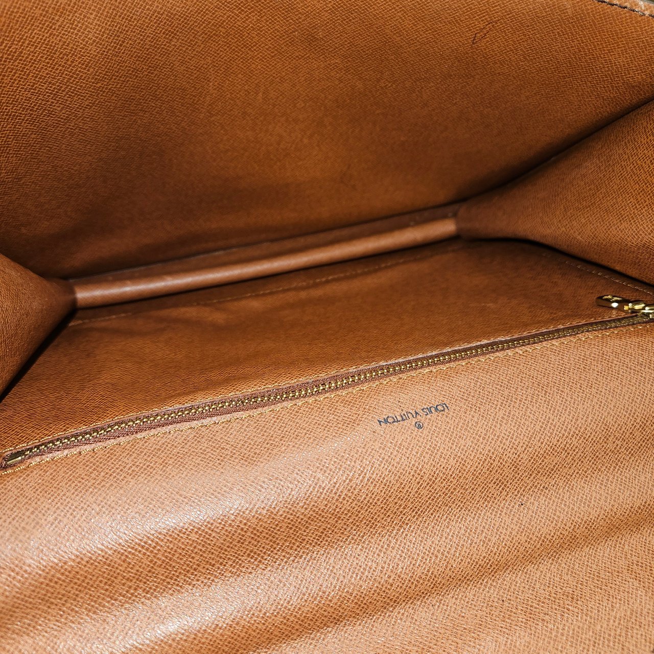 Louis Vuitton Louis Vuitton Monogram Canvas Monceau Handbag Bruin