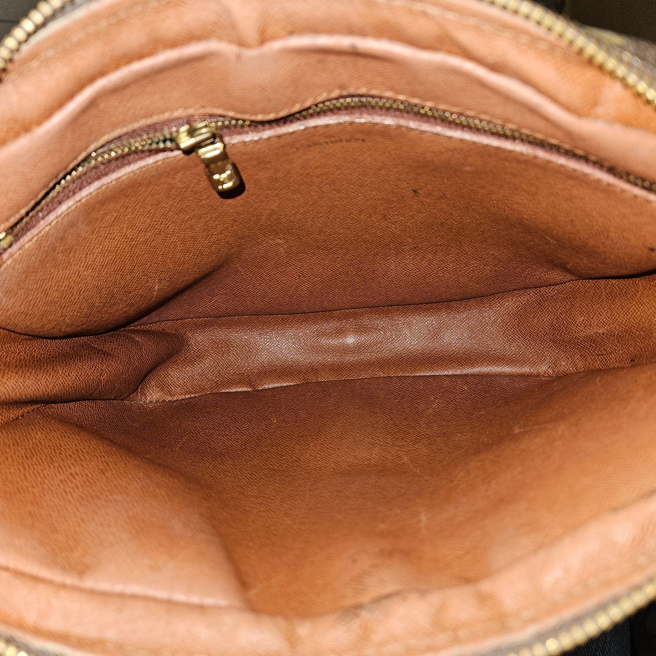 Louis Vuitton Louis Vuitton Monogram Canvas Jeune Fille GM Crossbody Bag Bruin