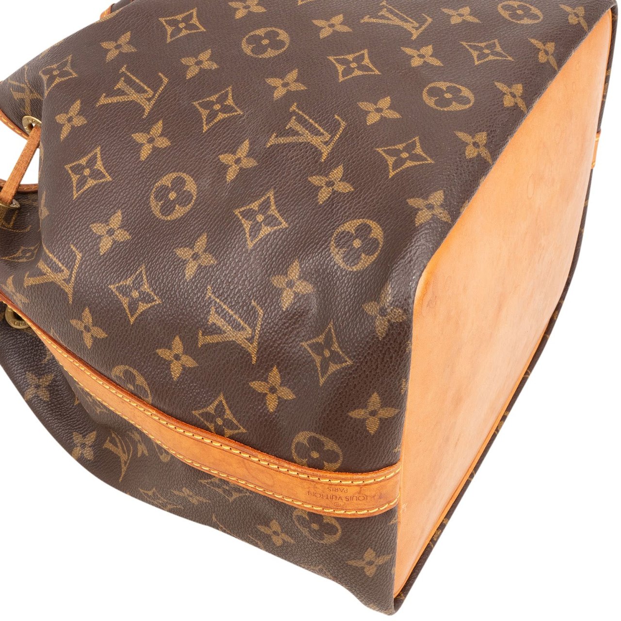 Louis Vuitton Monogram Canvas Sac Noé Petit Shoulder Bag Bruin