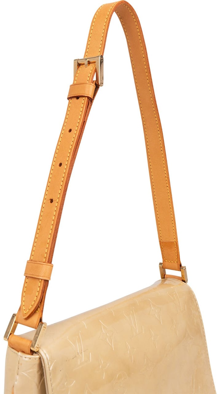 Louis Vuitton Louis Vuitton Monogram Vernis Leather Thompson Street Shoulder Bag Geel