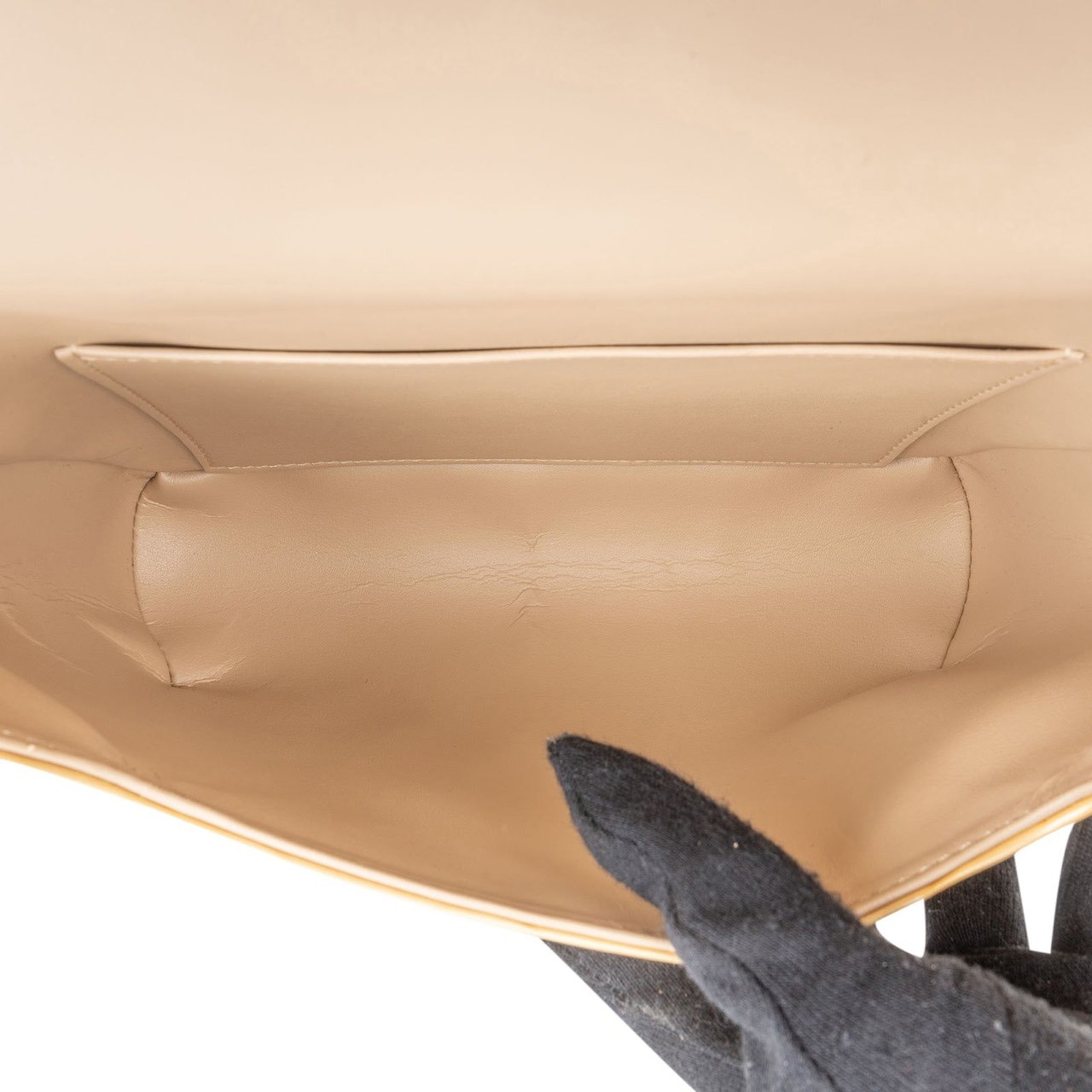 Louis Vuitton Louis Vuitton Monogram Vernis Leather Thompson Street Shoulder Bag Geel