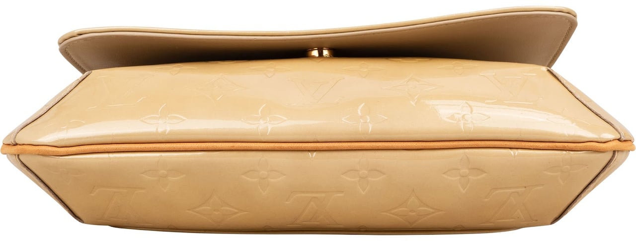 Louis Vuitton Louis Vuitton Monogram Vernis Leather Thompson Street Shoulder Bag Geel