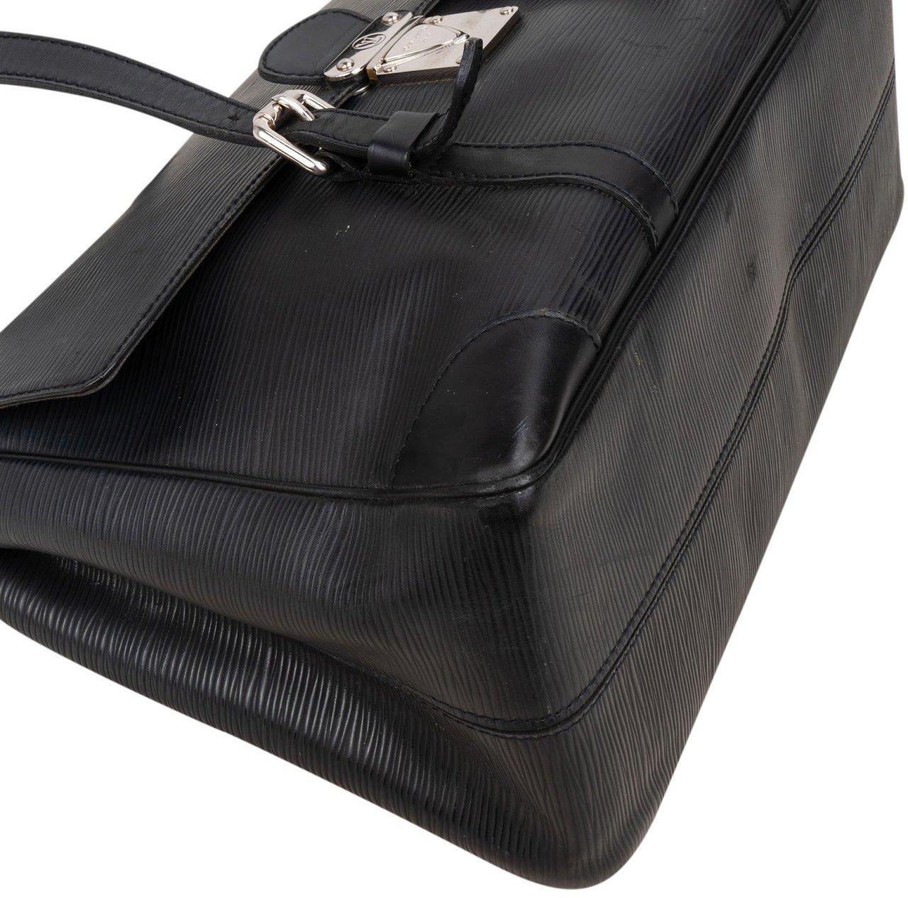 Louis Vuitton Louis Vuitton Epi Leather Segur Shoulder Bag Zwart