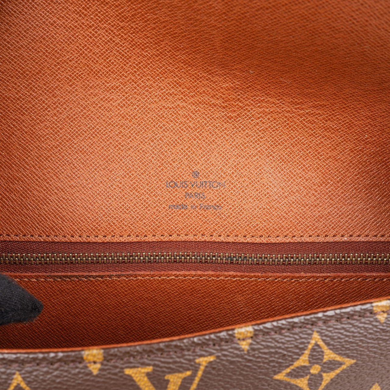 Louis Vuitton Louis Vuitton Monogram Canvas Saint Cloud GM Crossbody Bag Bruin