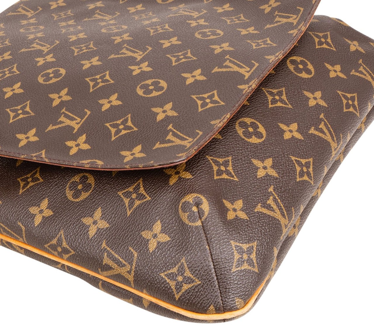 Louis Vuitton Louis Vuitton Monogram Canvas Salsa Musette GM Crossbody Bag Bruin