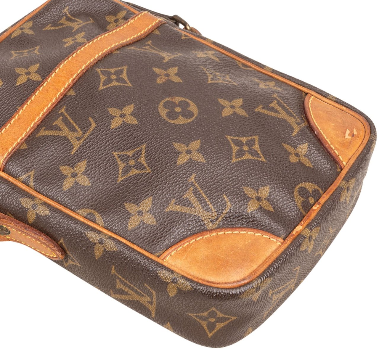 Louis Vuitton Louis Vuitton Monogram Canvas Danube Crossbody Bag Bruin