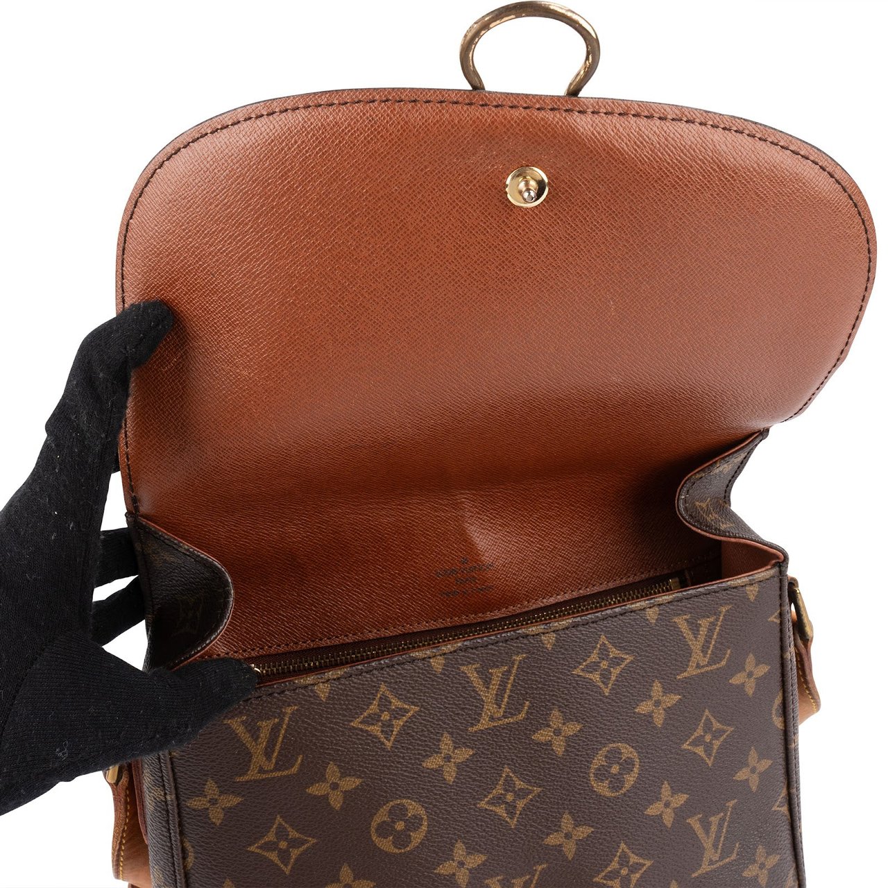 Louis Vuitton Louis Vuitton Monogram Canvas Saint Cloud GM Crossbody Bag Bruin