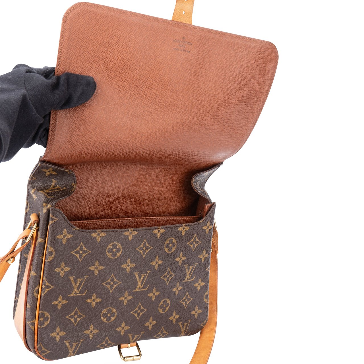 Louis Vuitton Louis Vuitton Canvas Monogram Cartouchiere GM Crossbody Bag Divers