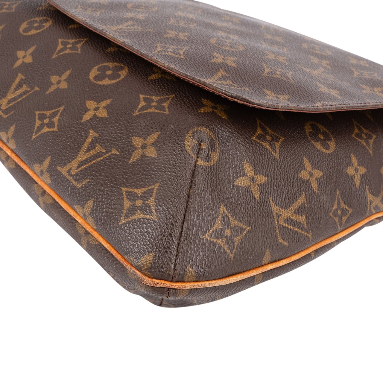 Louis Vuitton Louis Vuitton Monogram Canvas Salsa Musette GM Crossbody Bag Bruin