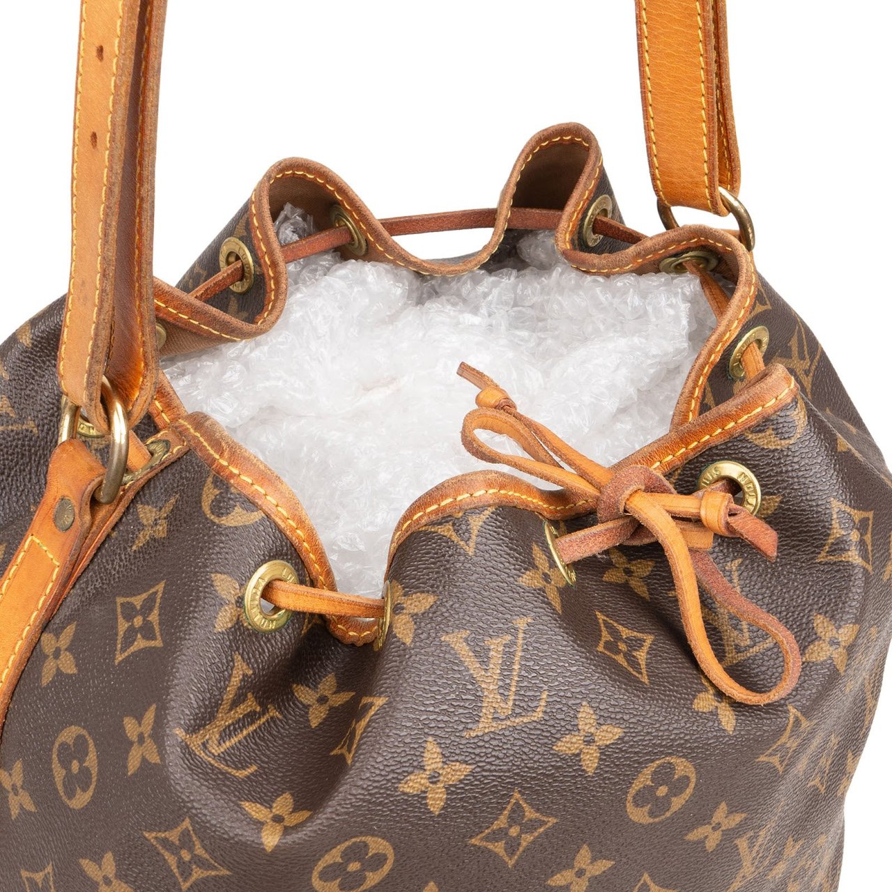 Louis Vuitton Louis Vuitton Monogram Canvas Sac Noé Grande Shoulder Bag Bruin