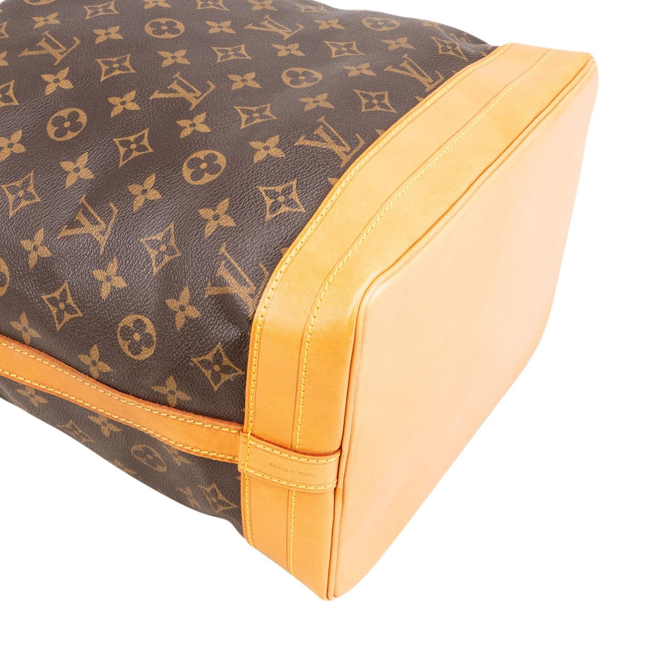 Louis Vuitton Louis Vuitton Monogram Canvas Sac Noé Grande Shoulder Bag Bruin