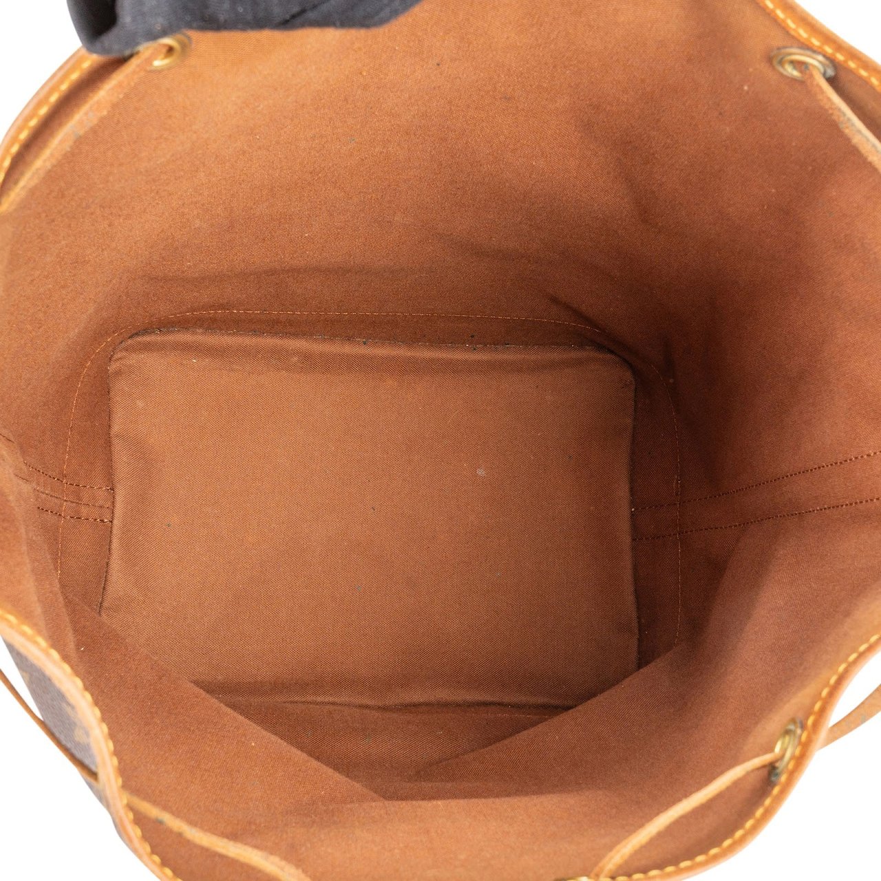 Louis Vuitton Louis Vuitton Monogram Canvas Sac Noé Grande Shoulder Bag Bruin