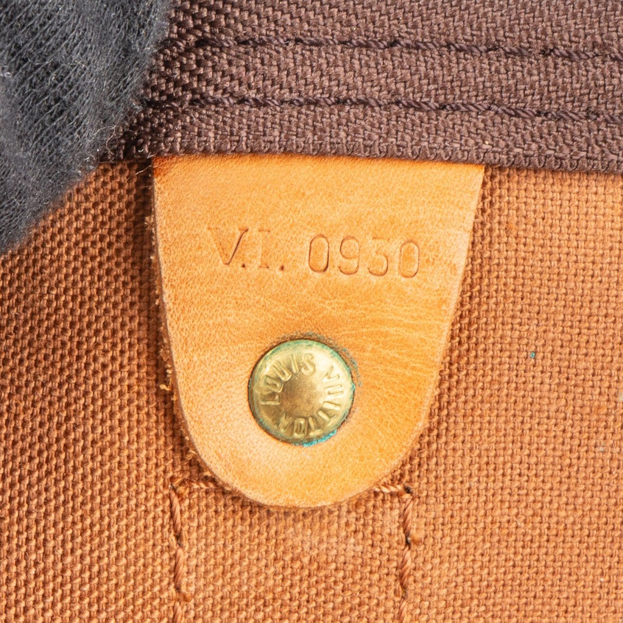 Louis Vuitton Louis Vuitton Monogram Canvas Keepall 55 Bandoulière Travel Bag Bruin