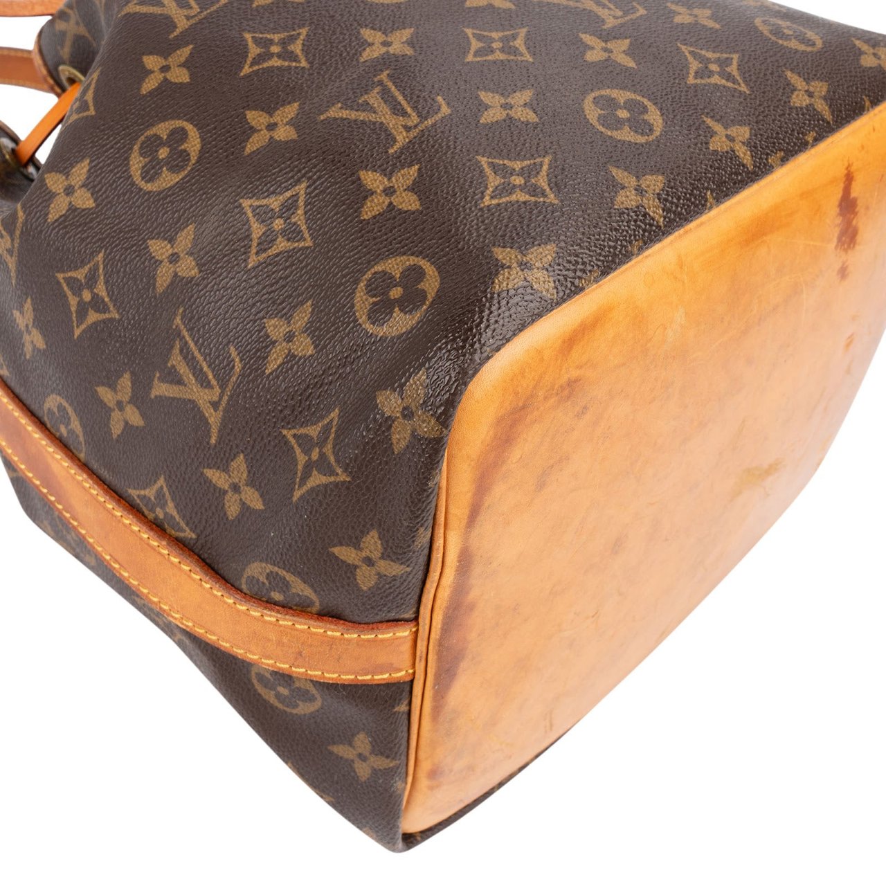 Louis Vuitton Louis Vuitton Monogram Canvas Sac Noé Petit Shoulder Bag Bruin